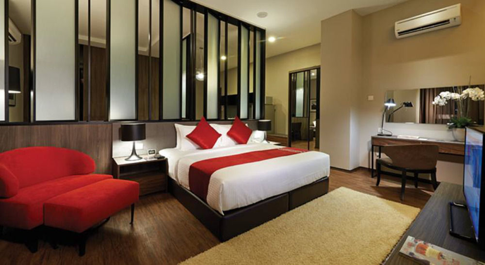 Maritime Luxury Suites George Town Dış mekan fotoğraf