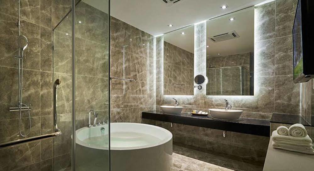 Maritime Luxury Suites George Town Dış mekan fotoğraf
